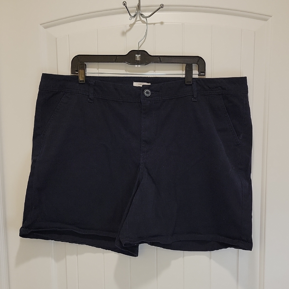 Maurices Classic Shorts Navy Blue Size 22